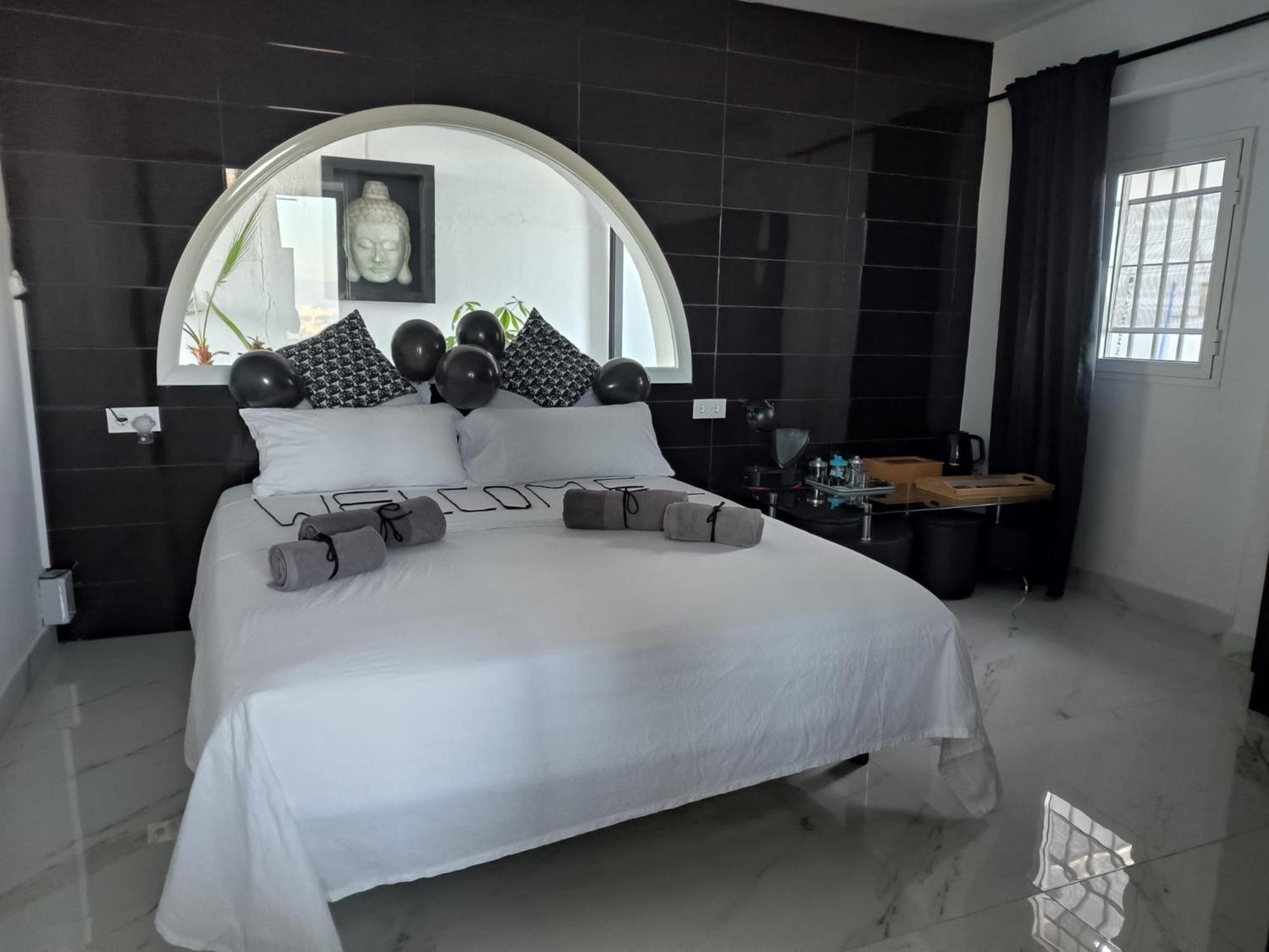 Pinar Suites Habitaciones Torremolinos Exteriör bild