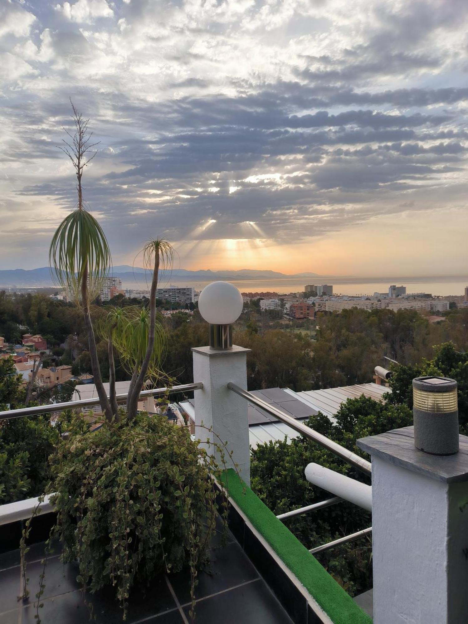Pinar Suites Habitaciones Torremolinos Exteriör bild
